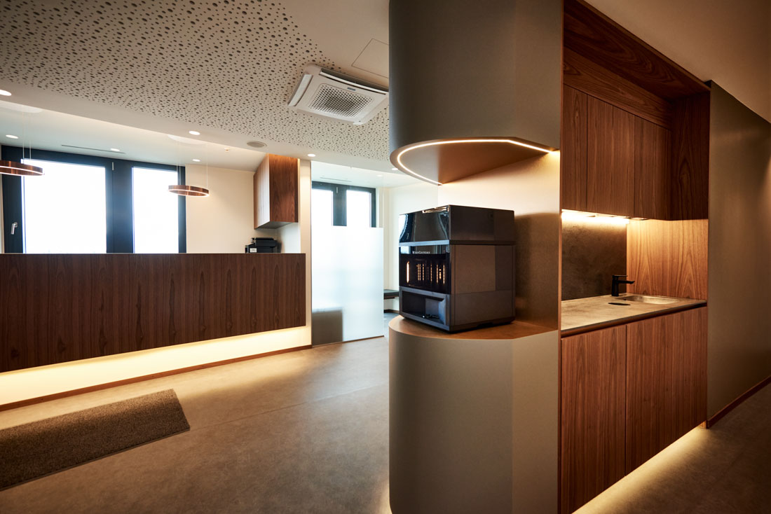 04_2_fertigstellung_kuechenmoebel_schoenheitschirurgie