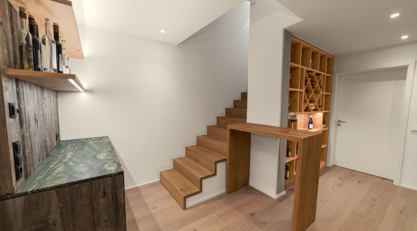 Innenausbau Weinkeller Samerberg