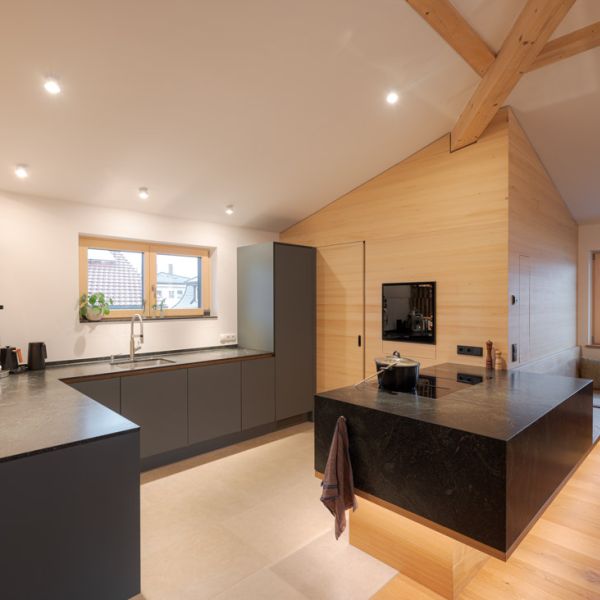 Penthouse Küche Piton grüngrau