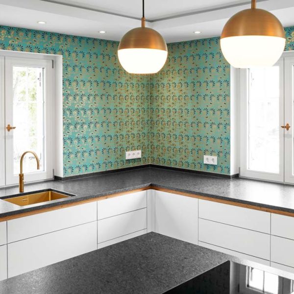 Küche weiß matt, Eiche, Messing