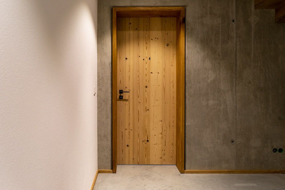 innentueren_massivholz_edelstahl_schreiner_14